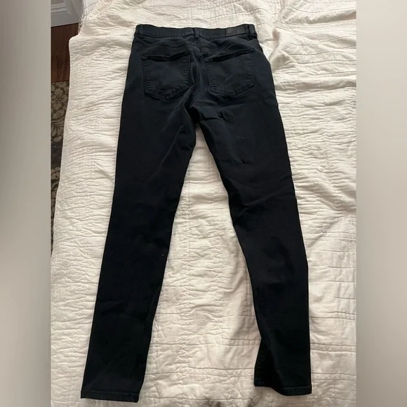 Express - Picture 4 of 4